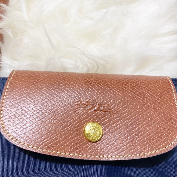 Longchamp Navy and Brown Tote Bag
Size Large - Picture 3 of 8